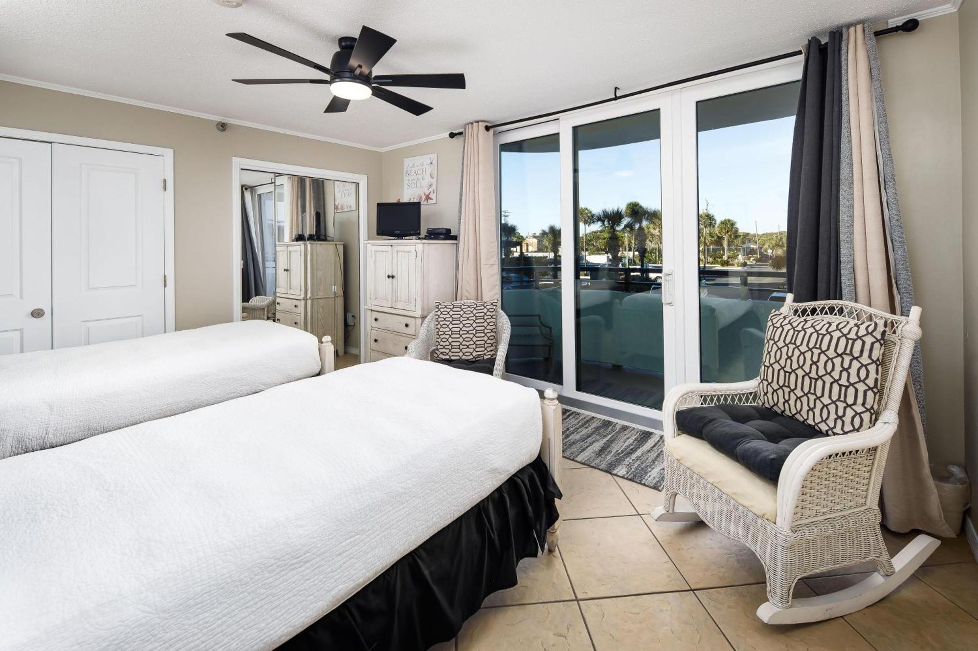 Nautilus 1201 - Gulf Front 2 Bedroom Huge Wrap Around Balcony 2Nd Floor! Fort Walton Beach Eksteriør bilde